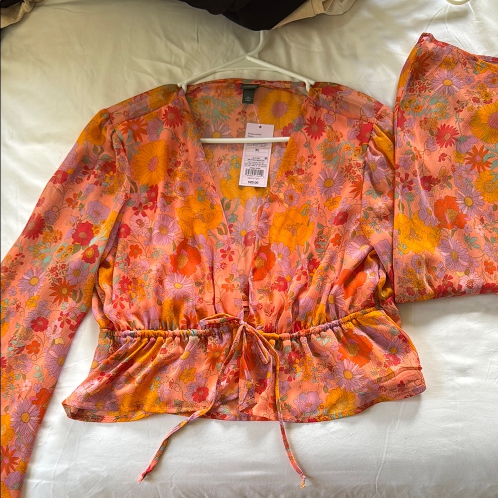 Floral V-Neck Women's Top - Orange and Pink